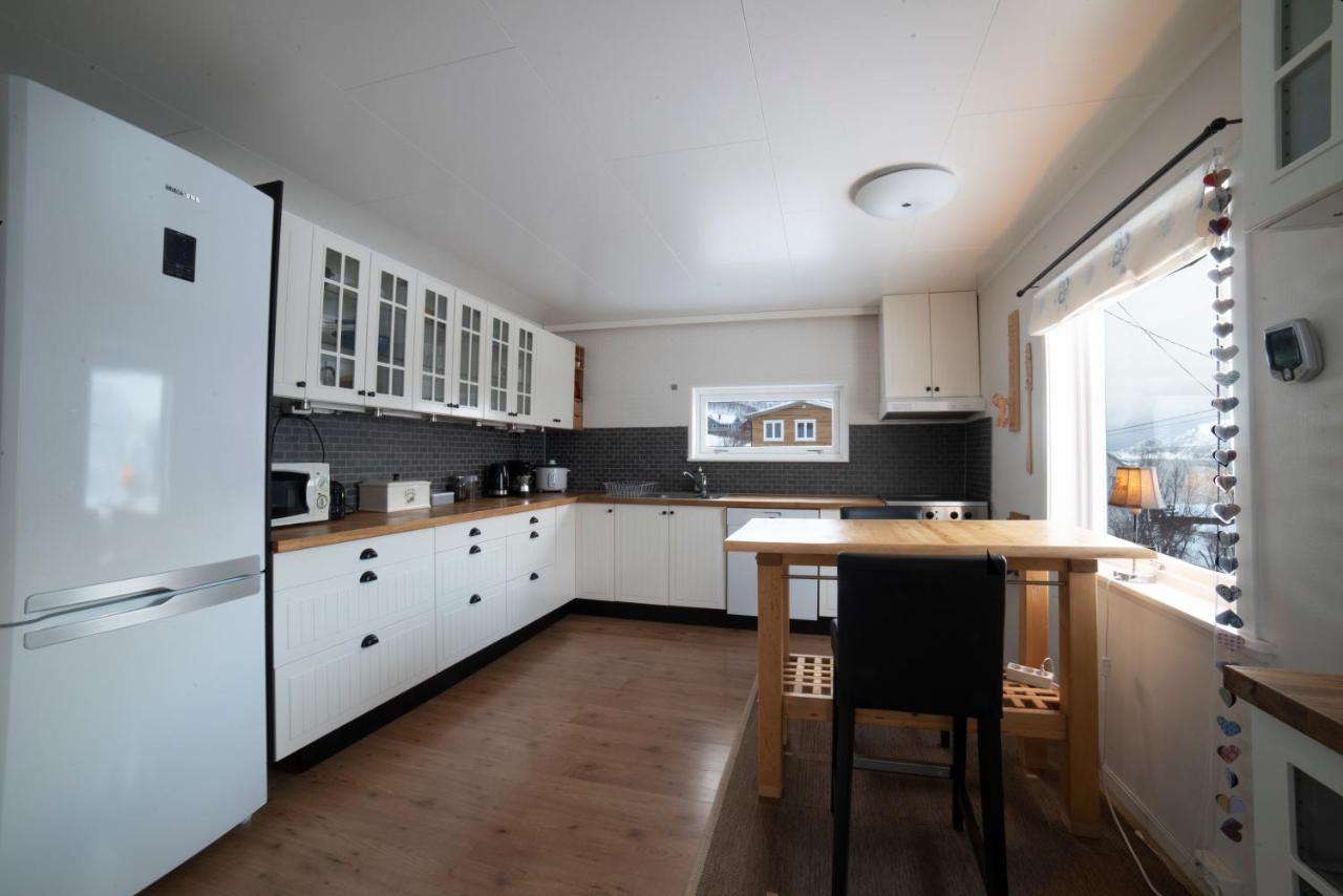 Vacation Home In Fjordgard With Views Of Segla And The Fjord エクステリア 写真