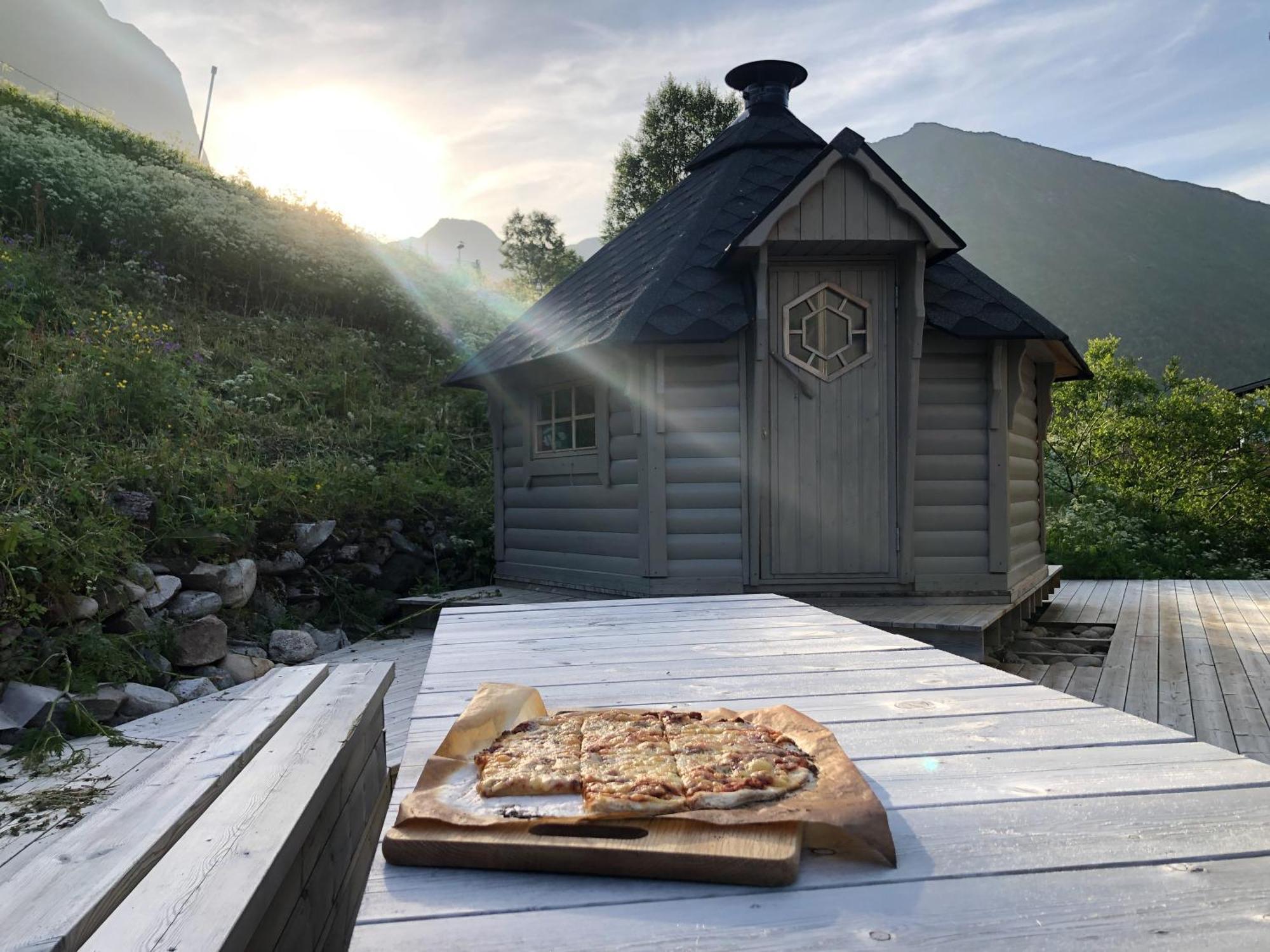 Vacation Home In Fjordgard With Views Of Segla And The Fjord エクステリア 写真