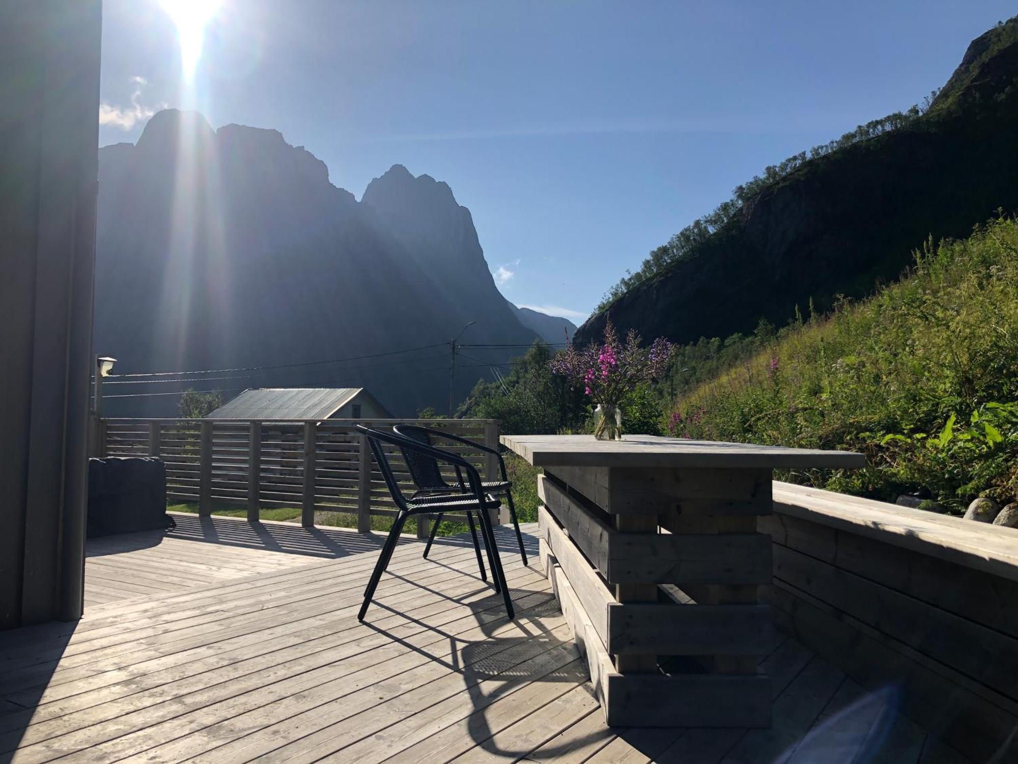 Vacation Home In Fjordgard With Views Of Segla And The Fjord エクステリア 写真