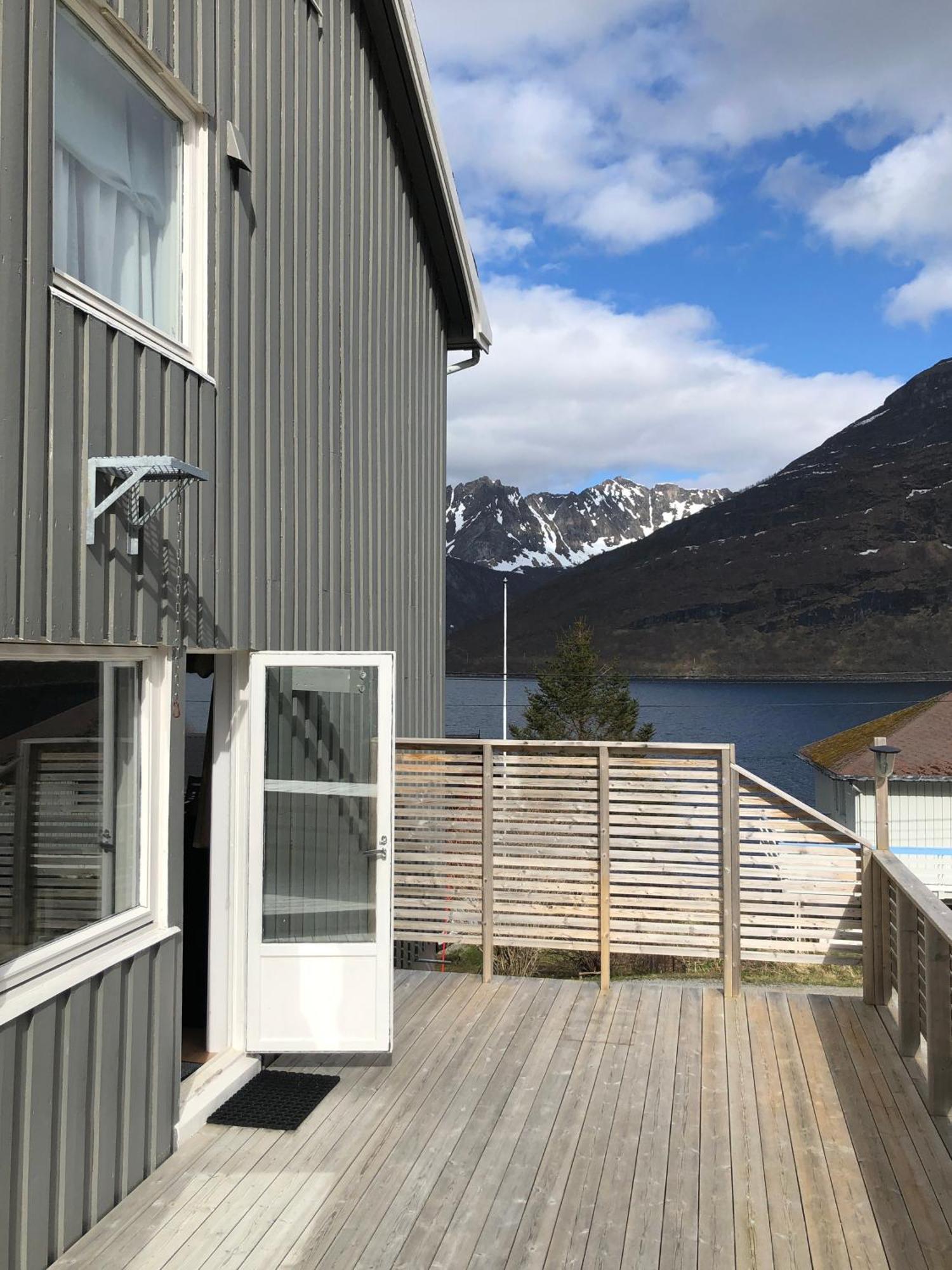 Vacation Home In Fjordgard With Views Of Segla And The Fjord エクステリア 写真